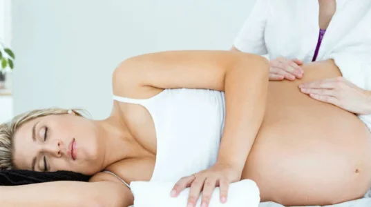 Massage pré natale - Uperform